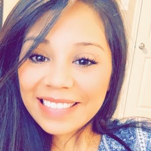 Meet your Posher, Kenia